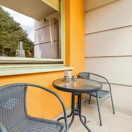Seaside With Parking In By Renters Sopot