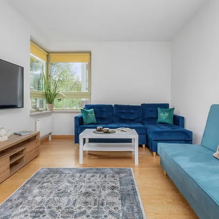 Apartment Seaside With Parking In By Renters